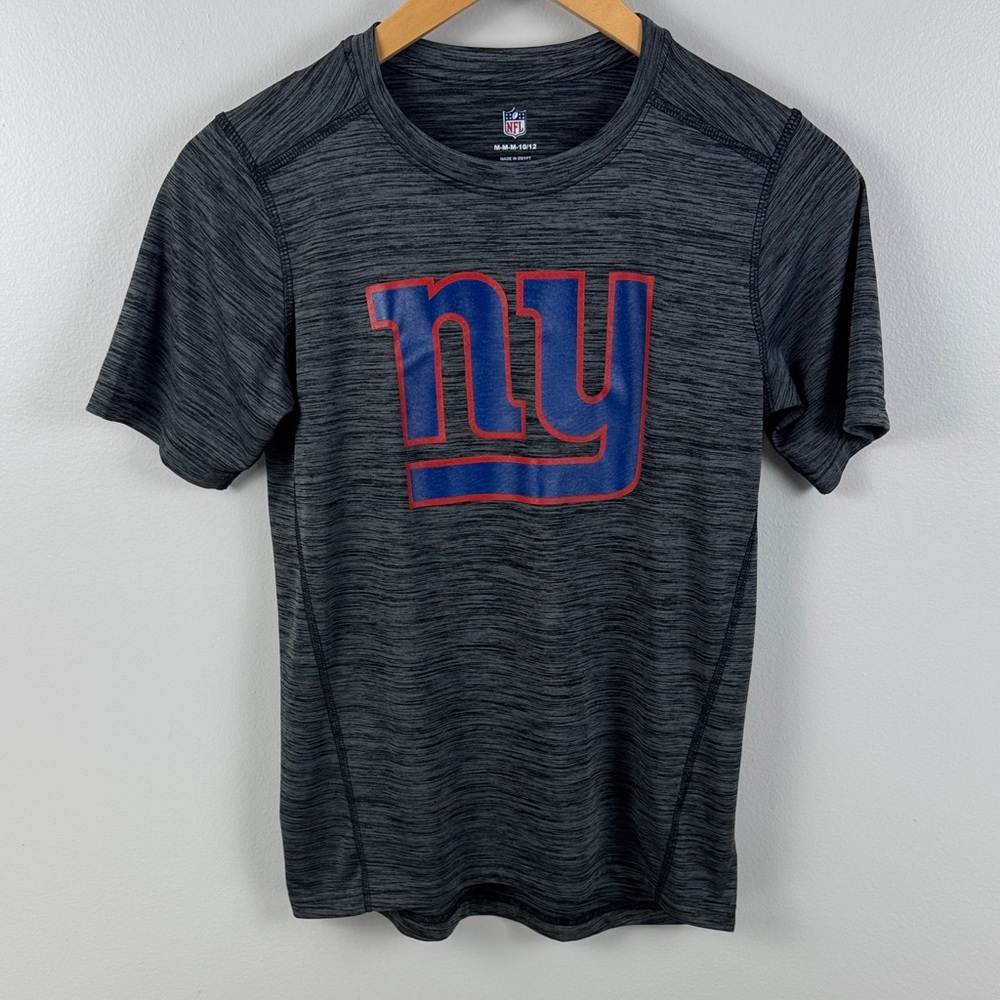 New York Giants NFL Boy's Charcoal Tee with Red and Blue Logo - M